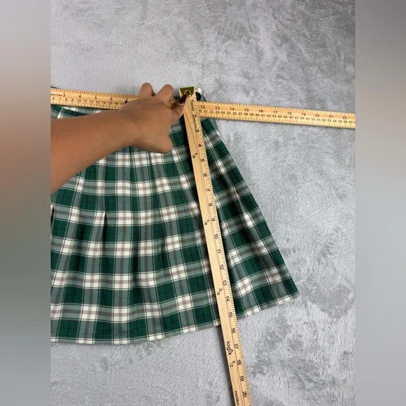 Urban Outfitters Pleated Mini Skirt X Small Green Plaid School Preppy Academia - Picture 7 of 14